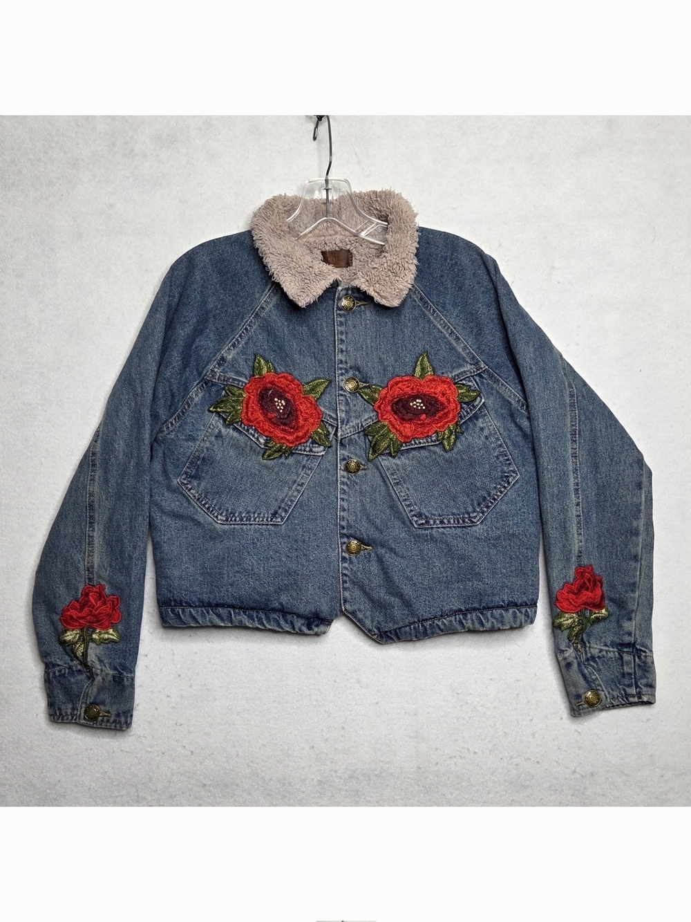 POL Clothing Denim Crop Jacket Small Rose Applique Sherpa Lined Retro Western